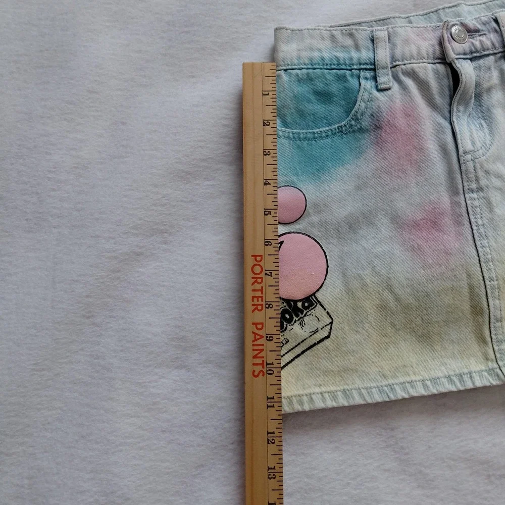 Justice Girls Tie Dye Denim Mini Skirt Size 8 Ring Pop Bazooka Graphics LTWASH